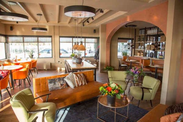 Hotel H C R Monopole near the lake (Harderwijk)